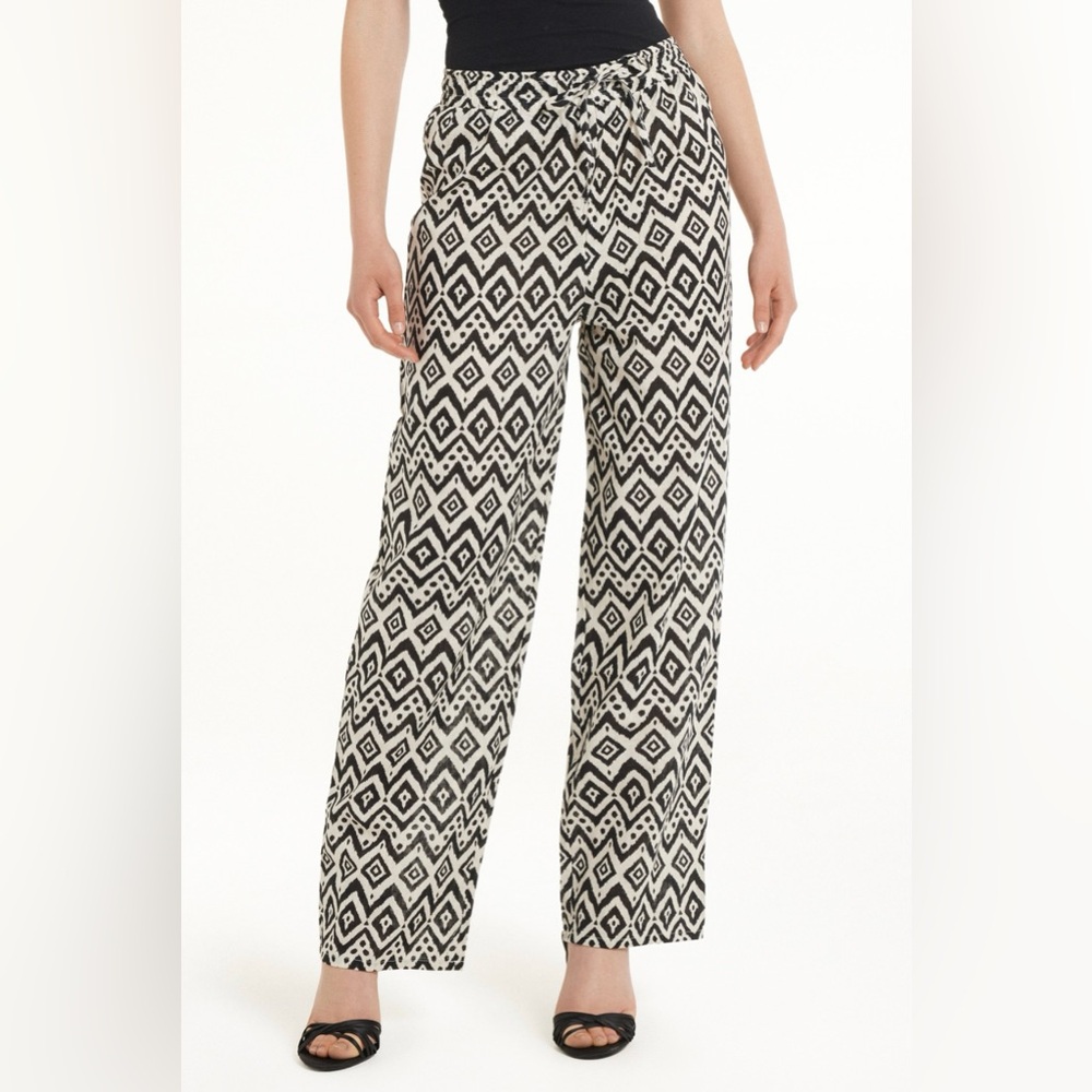 🤍💎💎Black and White Geometric Women's Pants